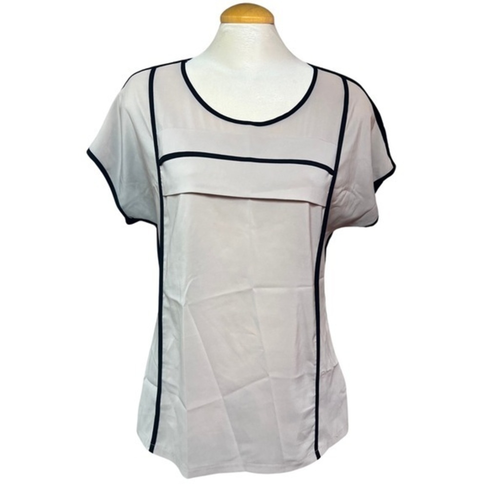 Suzy Shier Beige Blouse Size Large